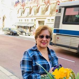 Meet your Posher, Lorena